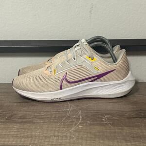 Nike Air Zoom Pegasus 40 (DV3854-800) Women’s Running Shoes Size 9 Guava Ice